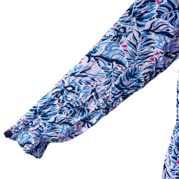 Simply Southern Tunic Top Womens M Blue Pink Floral Crinkle‎ Texture Blouse - Picture 5 of 6